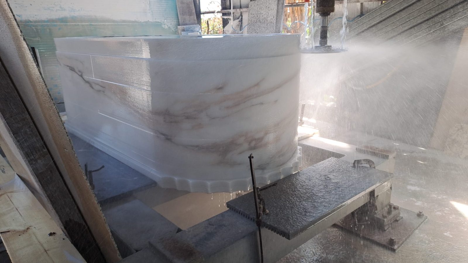 Production of the bathtub