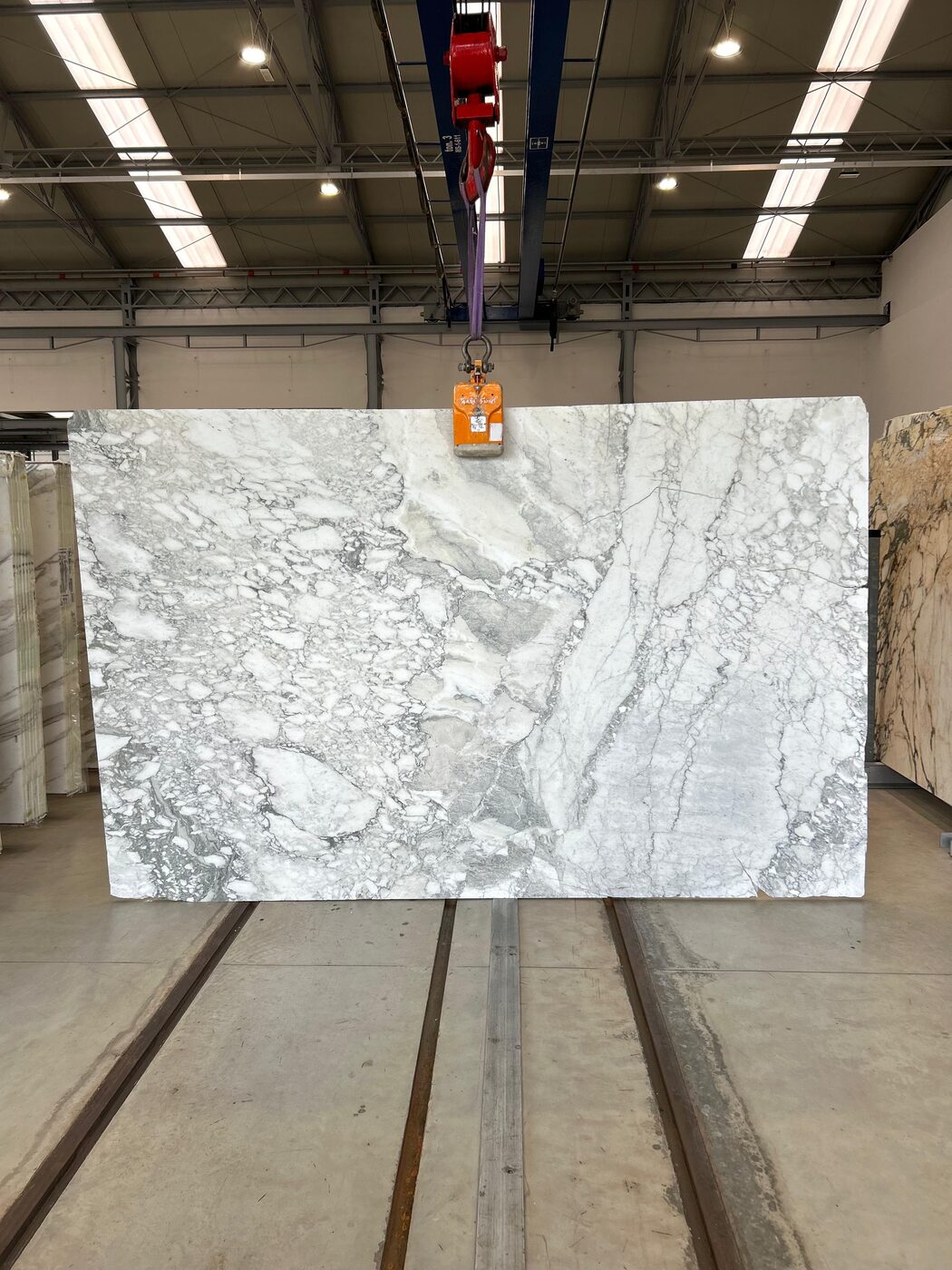 Arabescato Vagli, Natural stone slabs